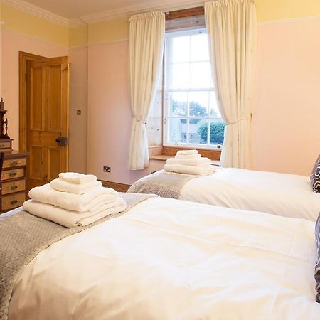 Follions Farmhouse Morpeth Esterno foto