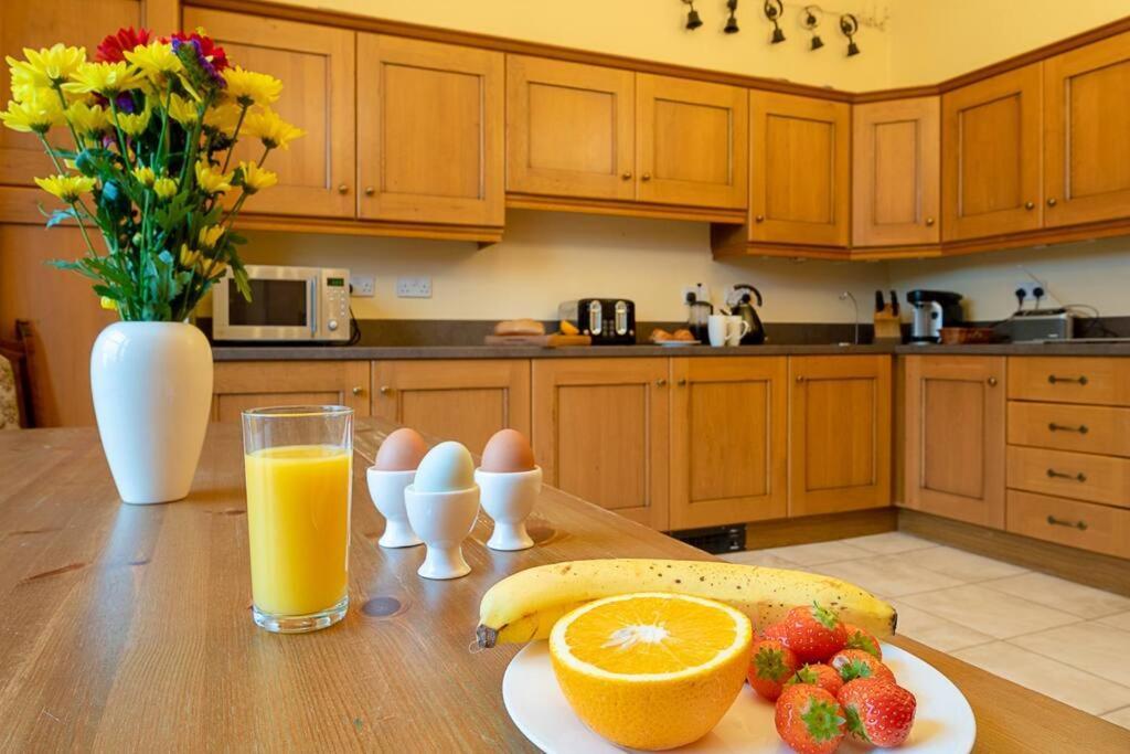Follions Farmhouse Morpeth Esterno foto
